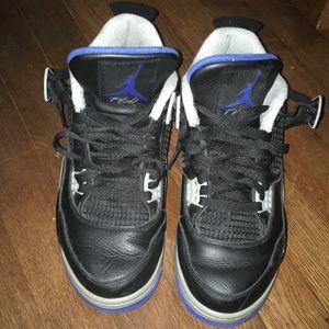 Retro Jordan 4 Motorsport